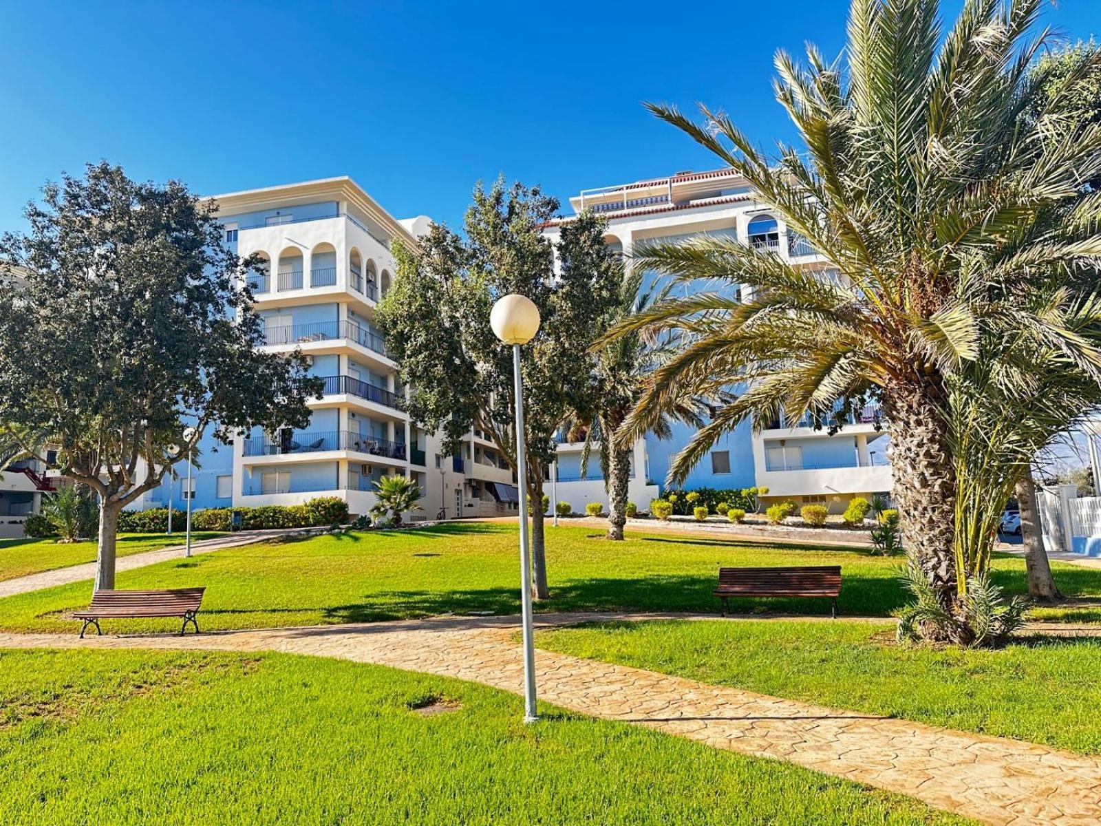 Luxurious Spacious Three Bedroom Apartment On Beachfront Almerimar Εξωτερικό φωτογραφία