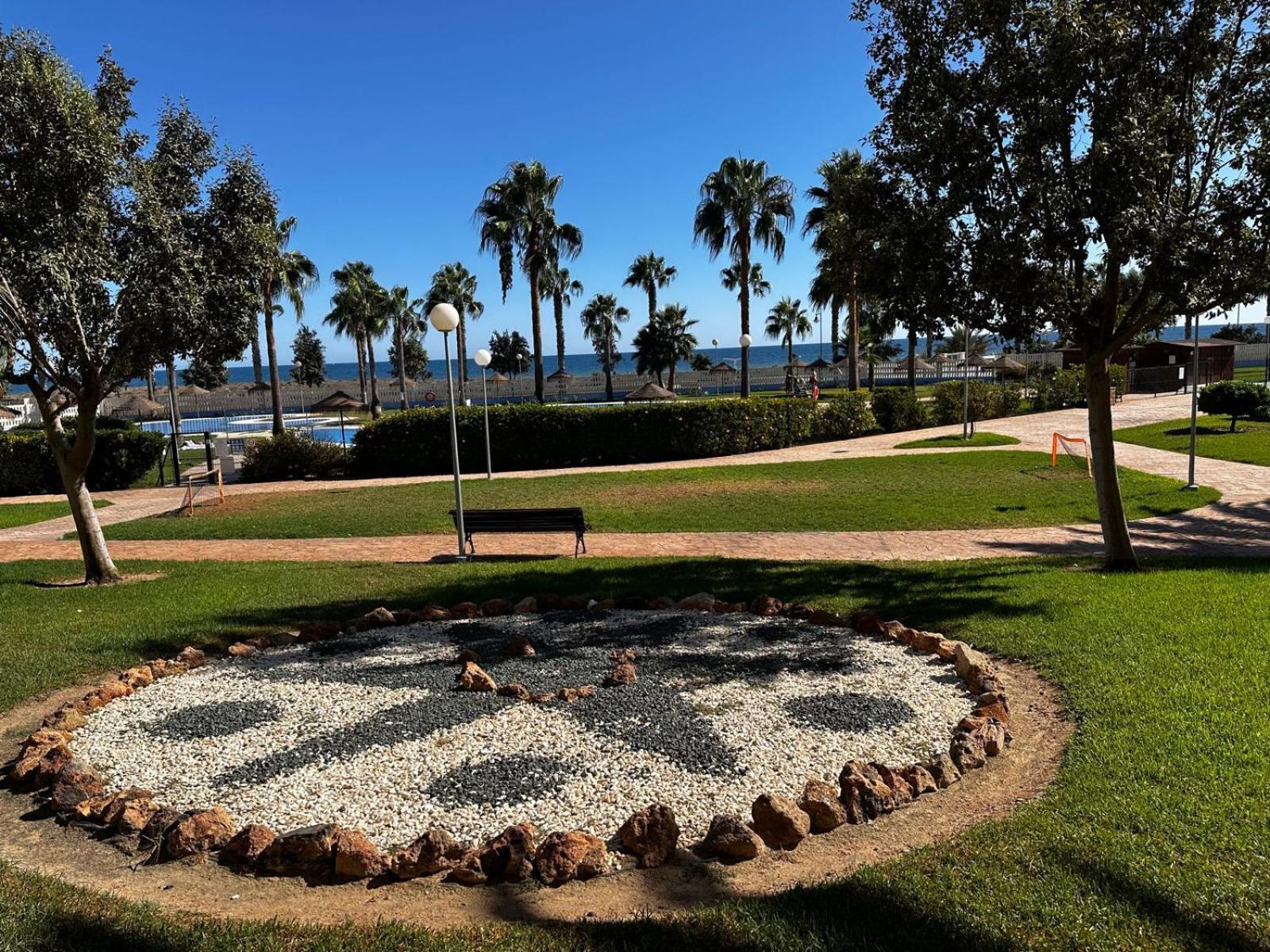 Luxurious Spacious Three Bedroom Apartment On Beachfront Almerimar Εξωτερικό φωτογραφία