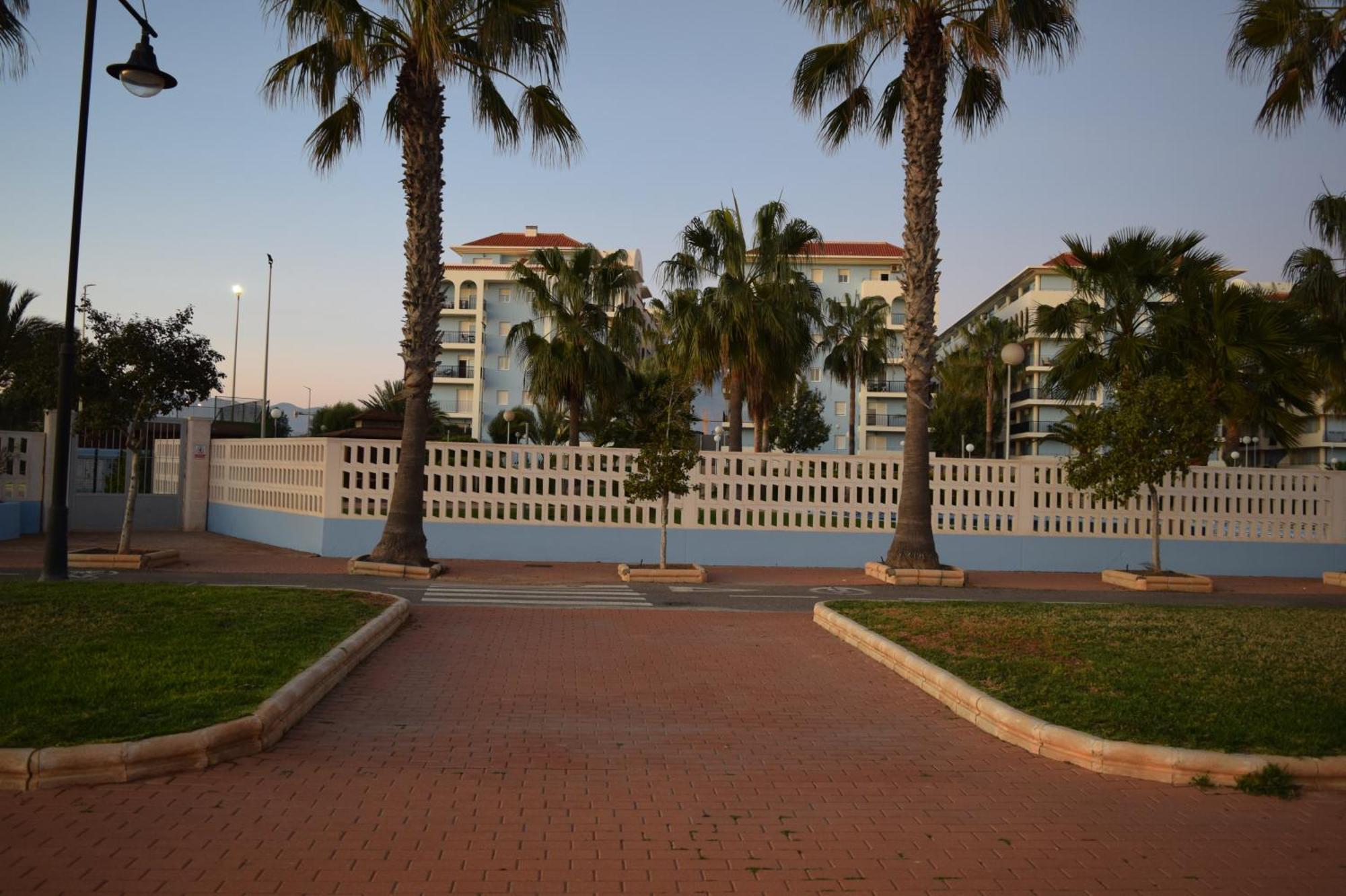 Luxurious Spacious Three Bedroom Apartment On Beachfront Almerimar Εξωτερικό φωτογραφία